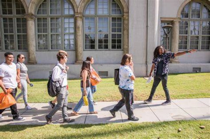 Are campus tours free