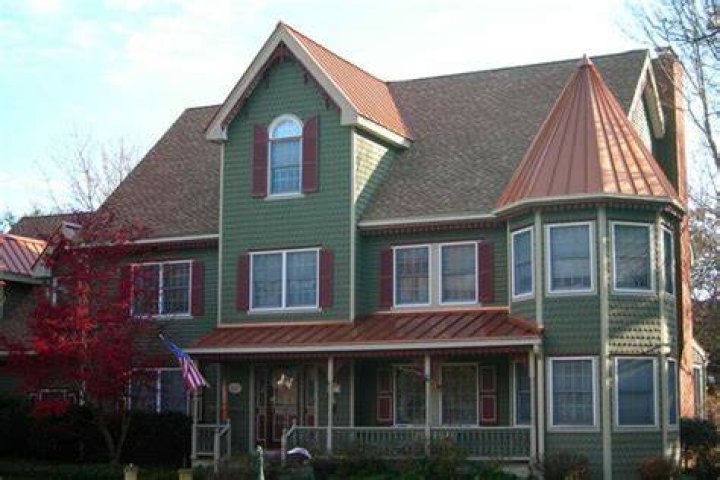 Are copper roofs good