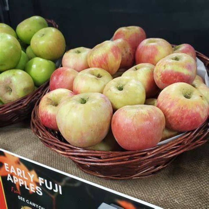 Are Fuji apples hard