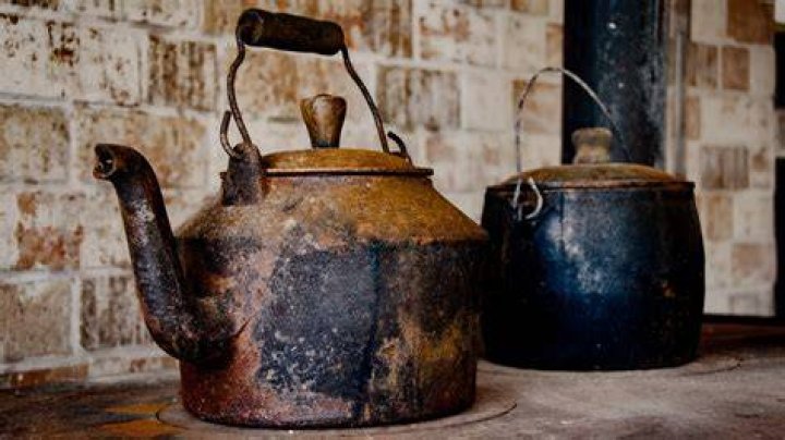 Can a tea kettle rust