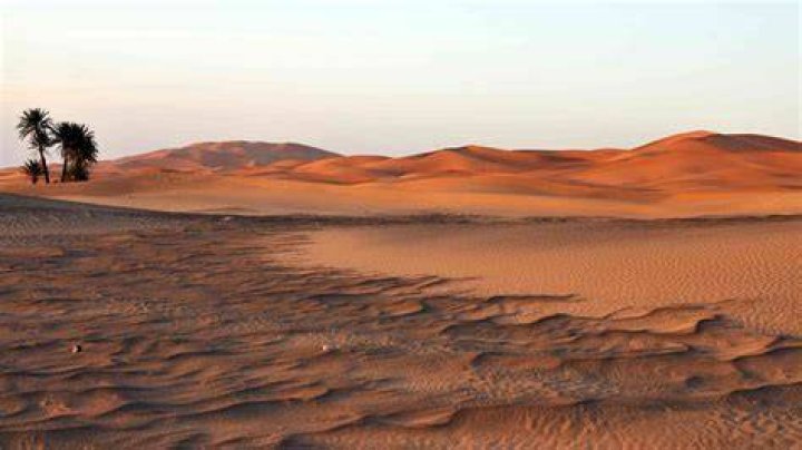 Can deserts be rainy