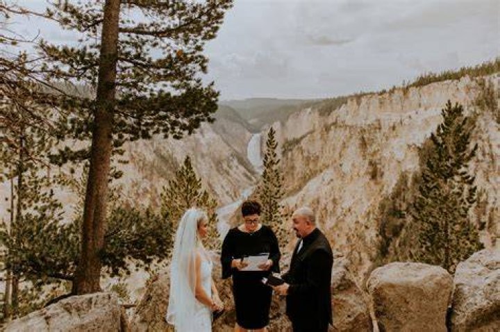 Can you elope in Reno