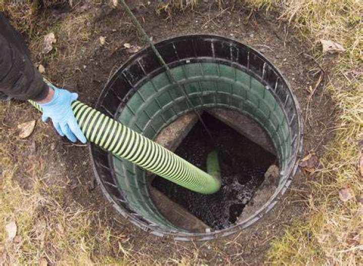 Do plumbers do septic