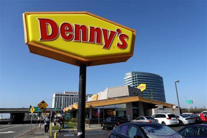 Does Dennys do to go