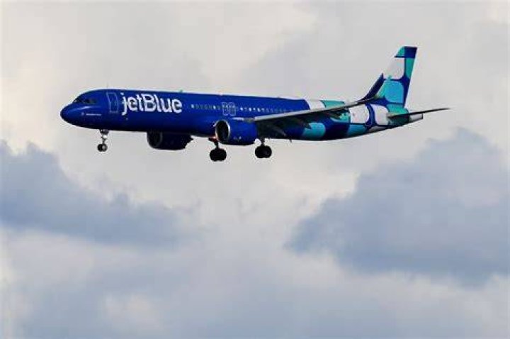 Does JetBlue own Azul