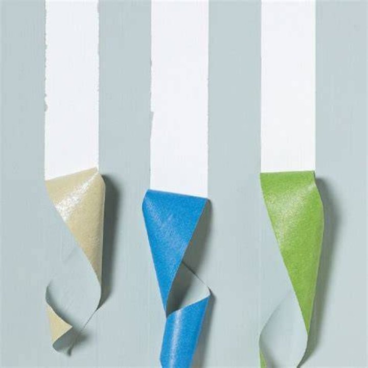 Does tape rip canvas