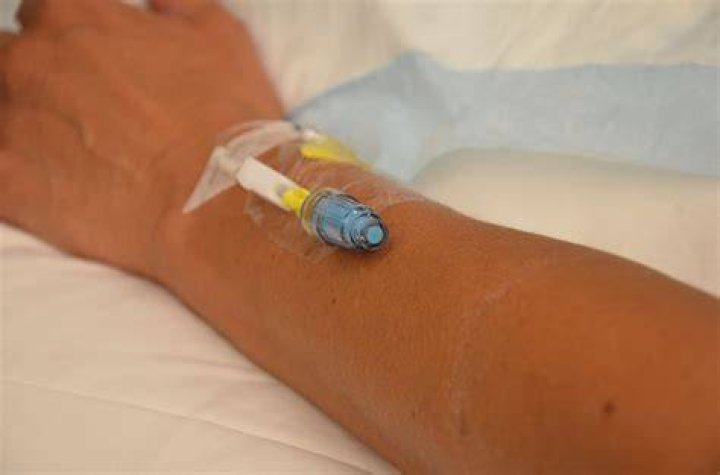 How do you lock an IV