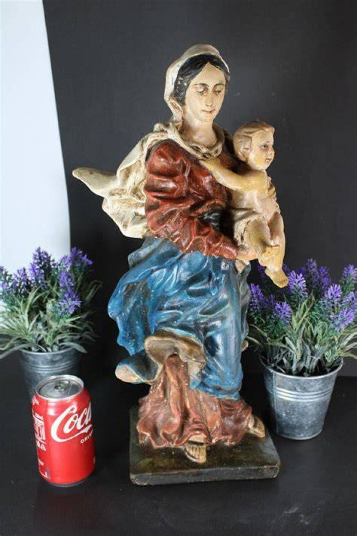 Is chalkware valuable