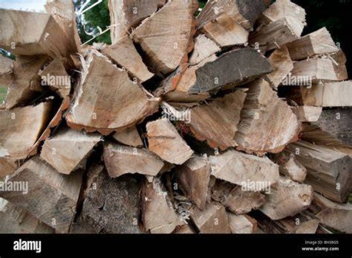 Is Oak easy to split