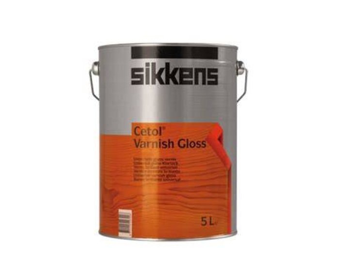 Is sikkens a varnish