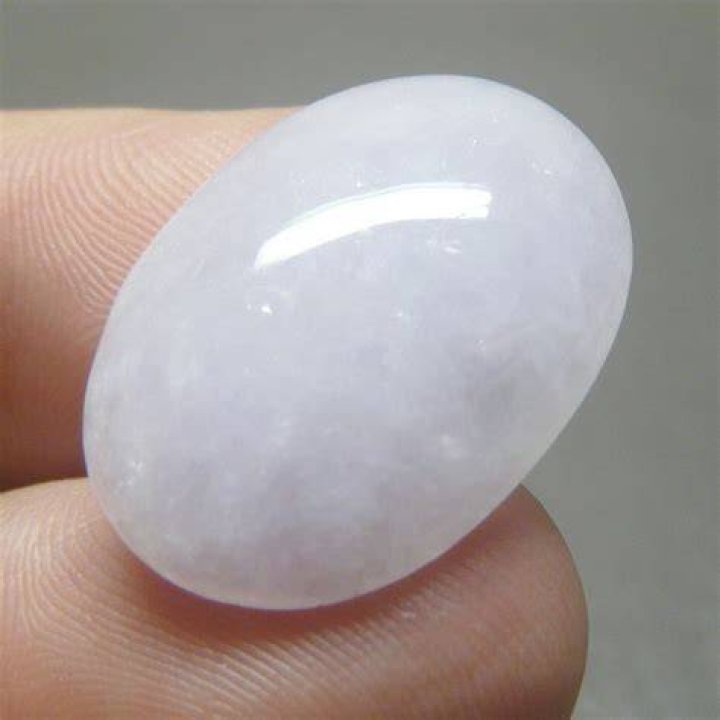 Is white jade natural