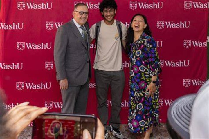 What city is WashU in