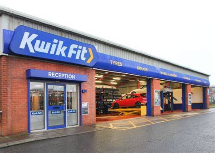 What does Kwik Fit do