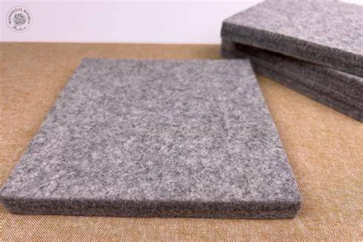 What is a felting mat