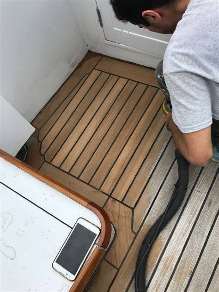 What is marine veneer