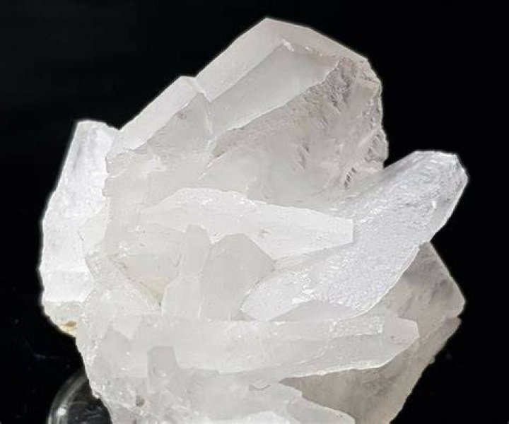 What is white calcite