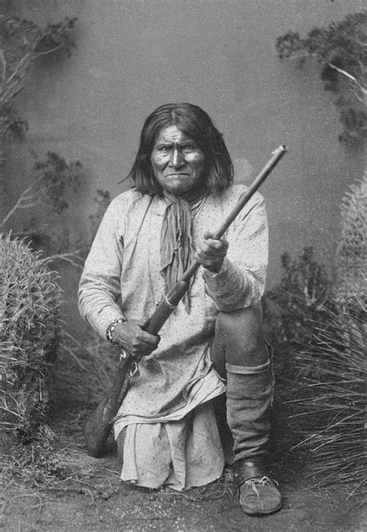 When did Geronimo die