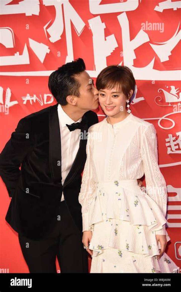 Who is Deng Chao wife