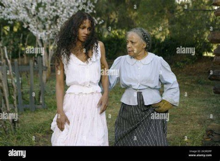 Who is nanny to Janie