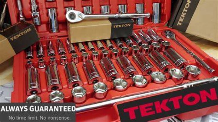Who make Tekton tools